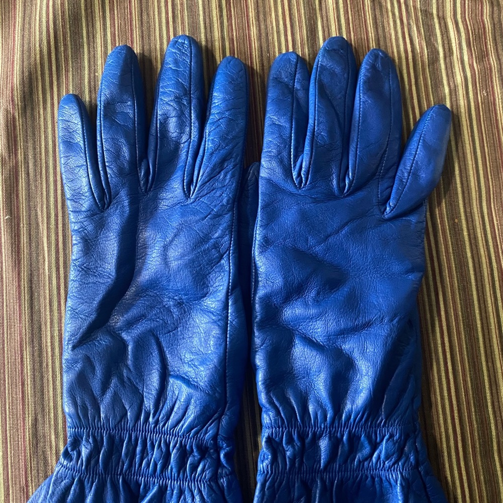 Kenneth Cole Vibrant Blue Leather Gloves